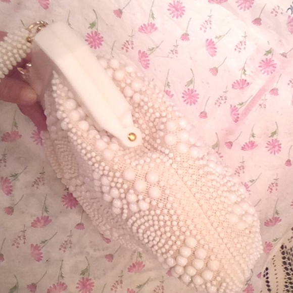 Vintage 1950's Pearl Beaded White  Hand Bag! Rare! - Picture 9 of 9